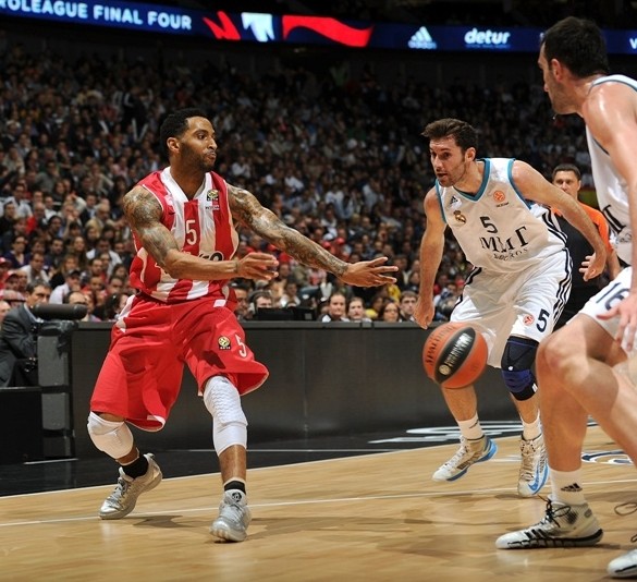 阿斯报：塞维利亚出售升温已超3亿估值，多家外国财团参与争抢（《阿斯》：塞维利亚出售升温，估值破3亿，多家海外财团竞逐）