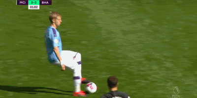 梅西获美职联MVP并率队首夺总冠军，雨中致歉开幕式取消