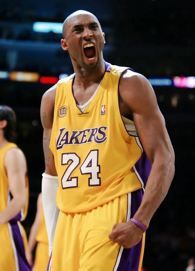 球队战术调整取得明显效果（球队战术调整成效显著）