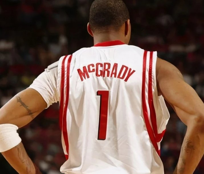 都体：尤文和那不勒斯为蒂亚戈-加布里埃尔和门多萨展开竞争（《都灵体育报》：尤文与那不勒斯争抢蒂亚戈-加布里埃尔和门多萨）