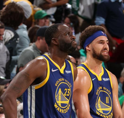 斯基拉：热刺对帕利尼亚的表现满意，他们准备与拜仁展开谈判（斯基拉：热刺对帕利尼亚表现满意，拟与拜仁开启商谈）