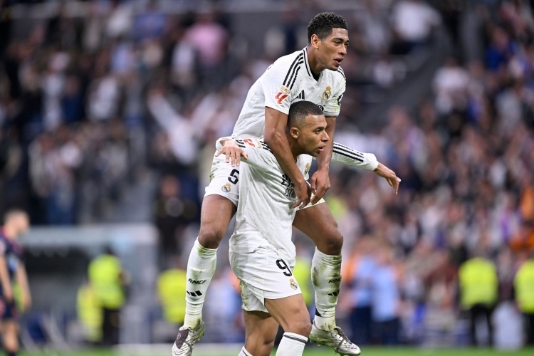 塔谈对阵巴黎：我们将面对顶级对手，迄今的表现让我们很强大（塔帅展望战巴黎：强敌在前，我们凭阶段性表现更有底气）