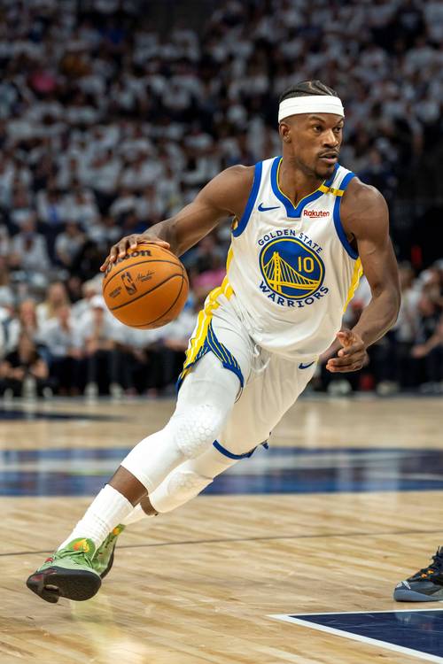 如何在野球场成为出色控卫？（野球场控卫进阶指南）