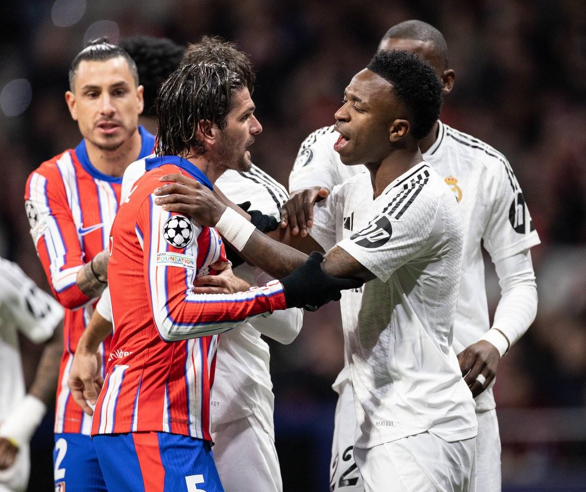 TA：切尔西的攻击线充满活力；巴萨需尽快找回去年的比赛强度（TA：蓝军锋线活力十足；巴萨亟需重现上赛季的比赛强度）