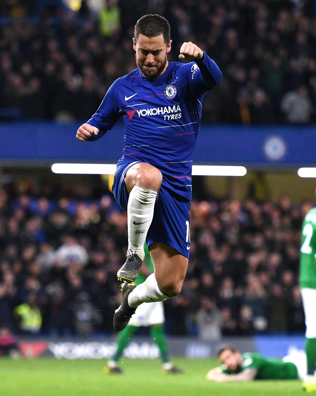 TA：利马传球出色&充满侵略性，他的回归可以丰富曼联打法（TA：利桑德罗传球犀利且富侵略性，复出有望丰富曼联战术）