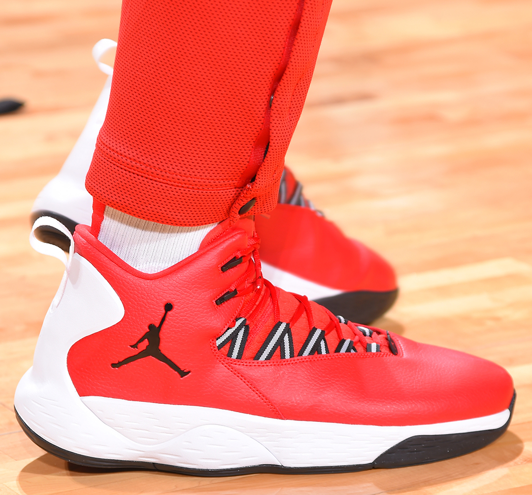 2平5负，皇马从未在欧战客场战胜希腊球队（欧战作客希腊，皇马仍无胜绩：2平5负）